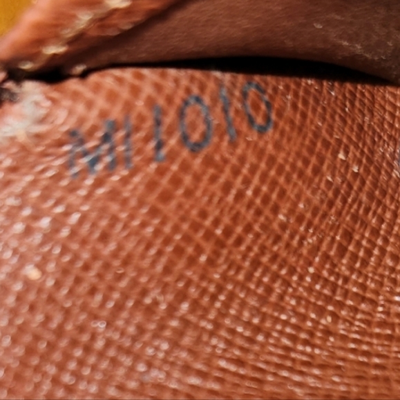 Vintage LOUIS VUITTON Kisslock Continental Wallet Monogram - Picture 4 of 16